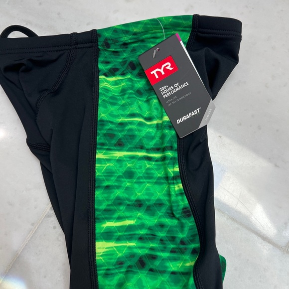 NWT TYR Jammers size 26 - Picture 2 of 5